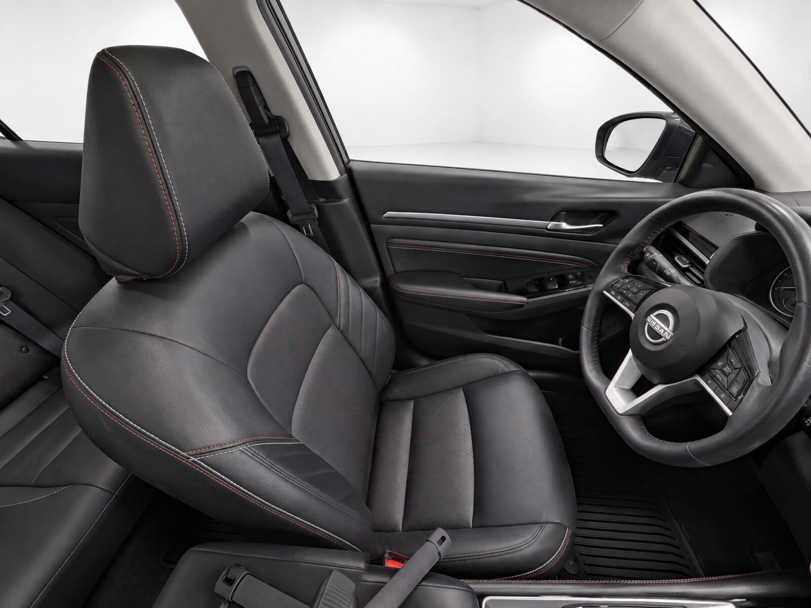 2023 Nissan Altima 2.0 SR