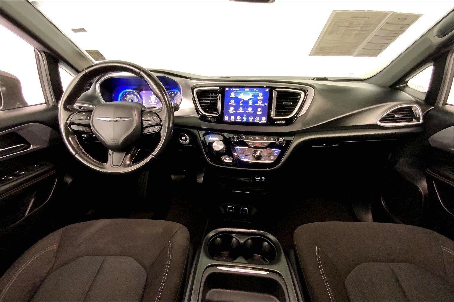 2020 Chrysler Pacifica Touring
