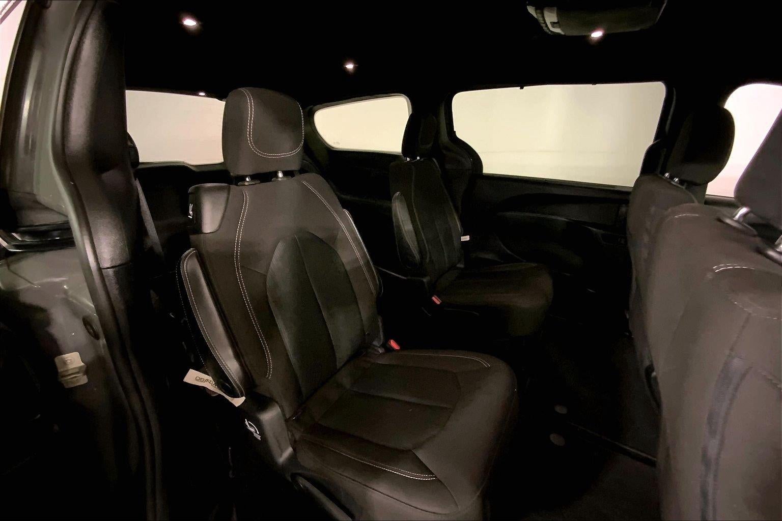 2020 Chrysler Pacifica Touring