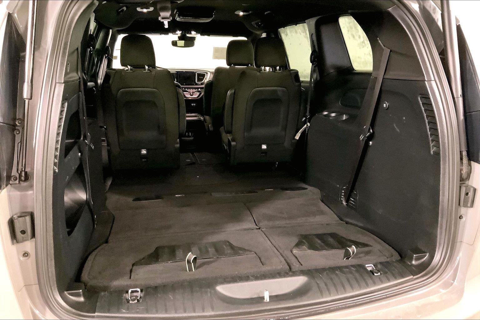 2020 Chrysler Pacifica Touring