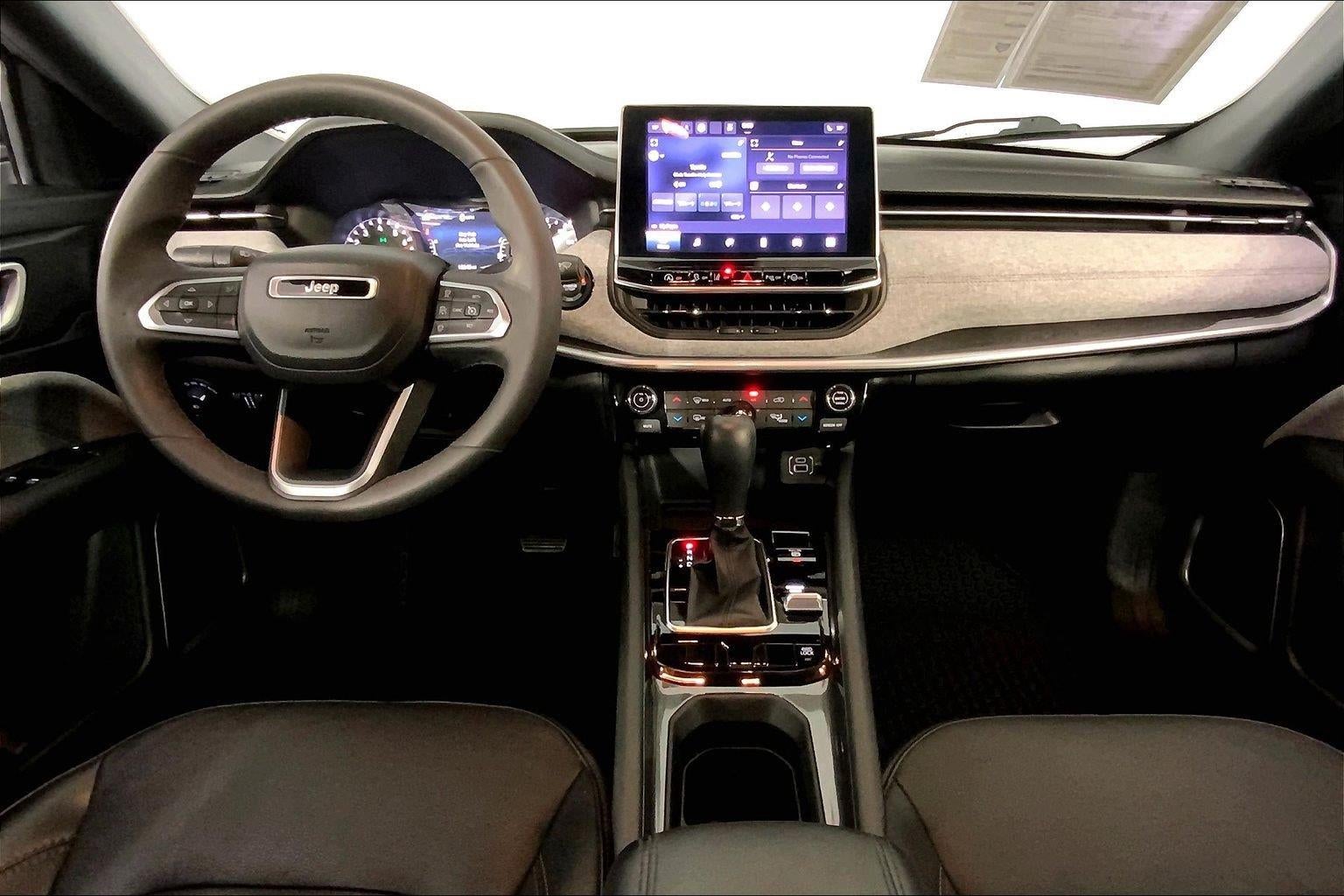 2023 Jeep Compass Latitude Lux