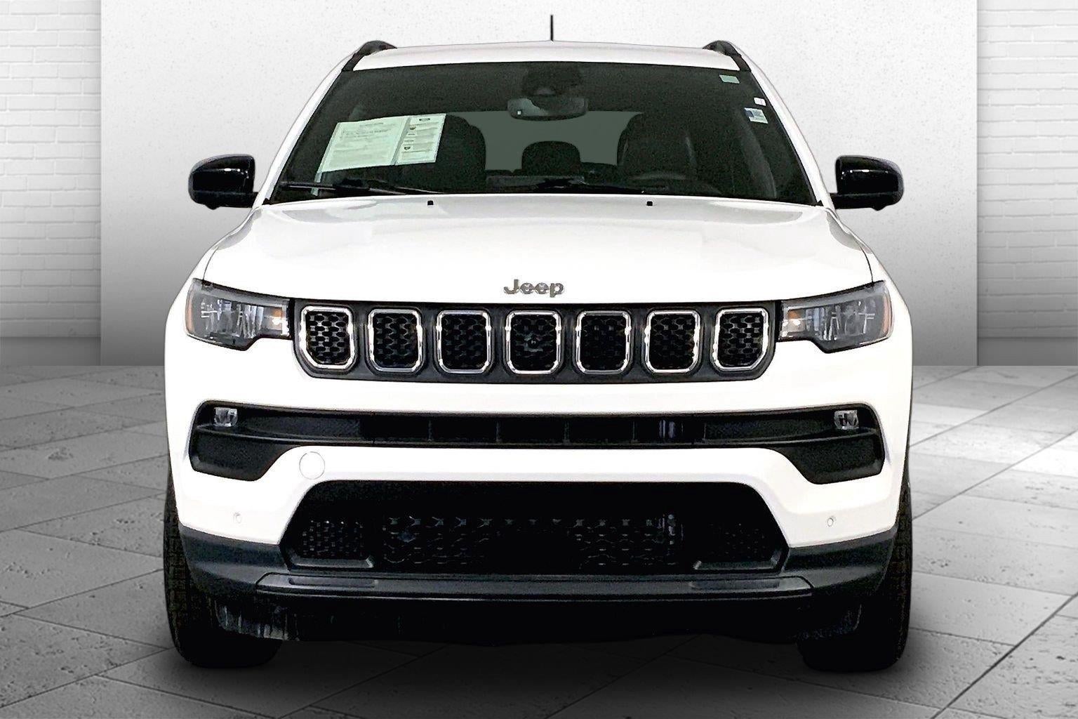 2023 Jeep Compass Latitude Lux