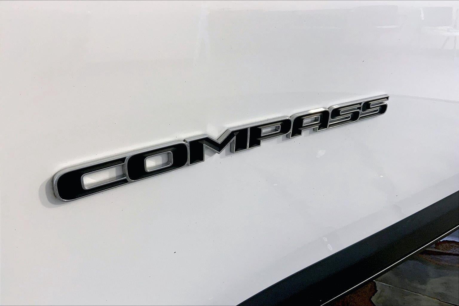 2023 Jeep Compass Latitude Lux