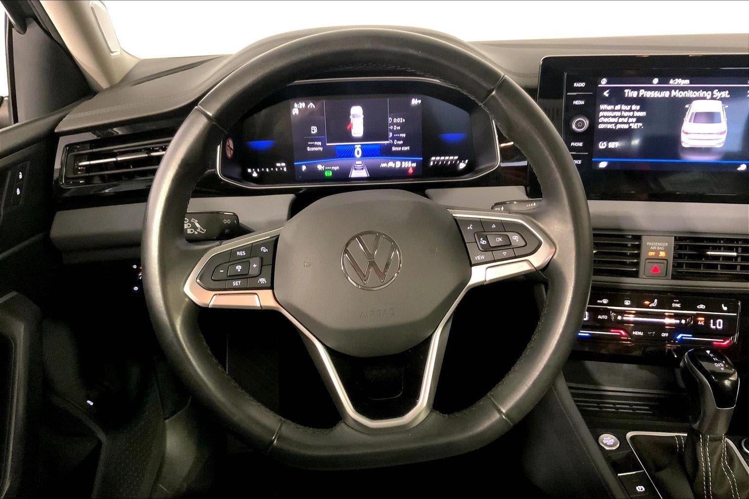 2025 Volkswagen Jetta SE