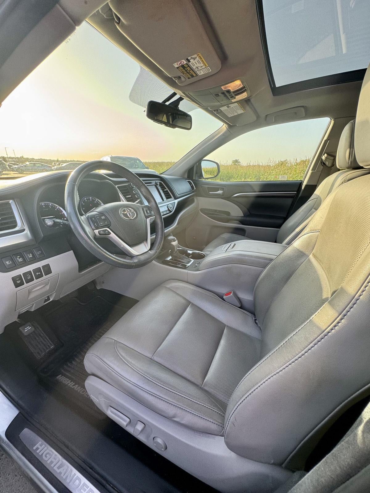 2015 Toyota Highlander Limited Platinum