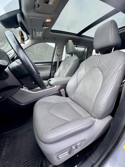 2021 Toyota Highlander Platinum