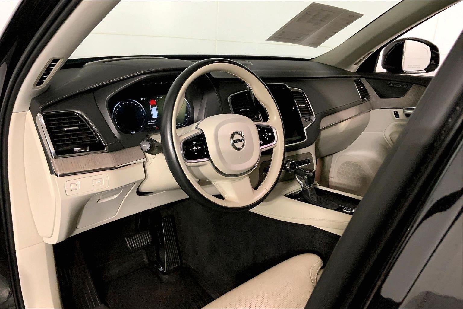 2021 Volvo XC90 Inscription