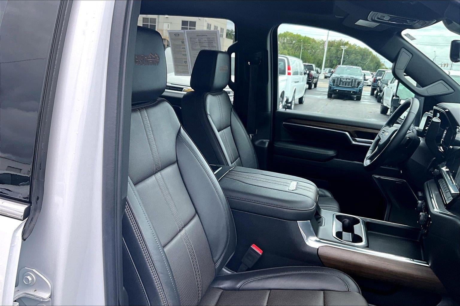 2025 Chevrolet Silverado 3500 HD High Country DRW