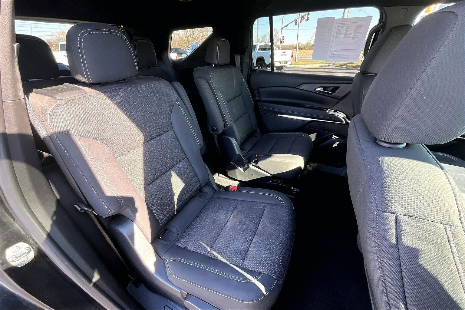 2024 Chevrolet Traverse LT
