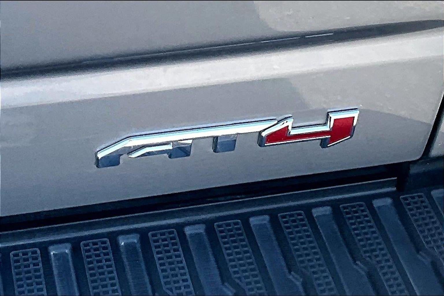 2024 GMC Sierra 1500 AT4