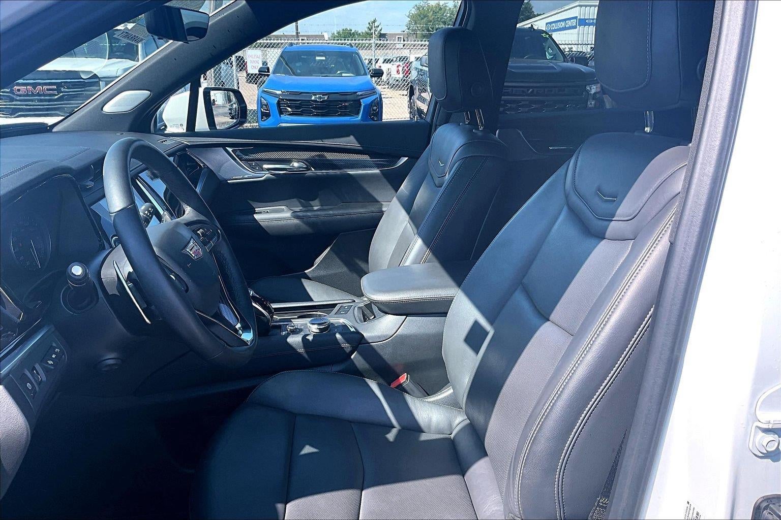 2024 Cadillac XT6 Sport