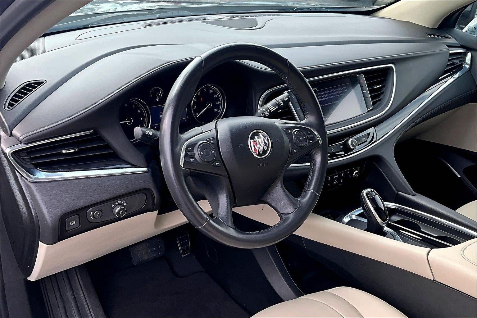 2020 Buick Enclave Essence
