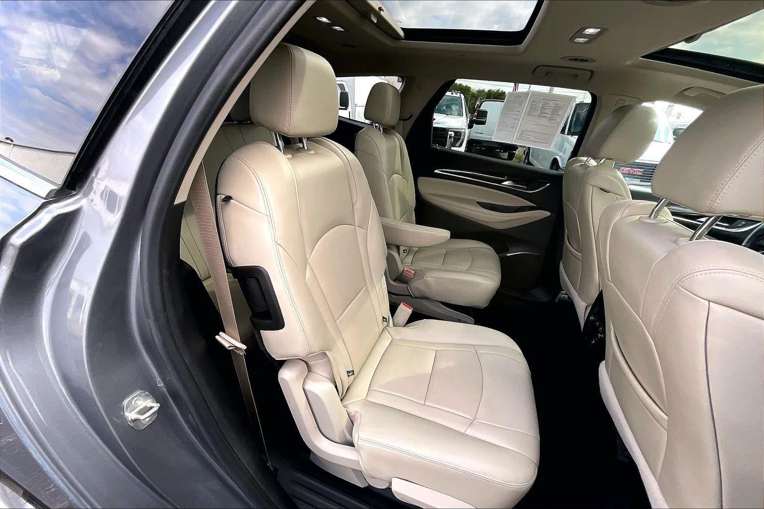 2020 Buick Enclave Essence