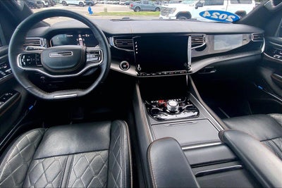 2024 Jeep Grand Wagoneer L Series III Obsidian