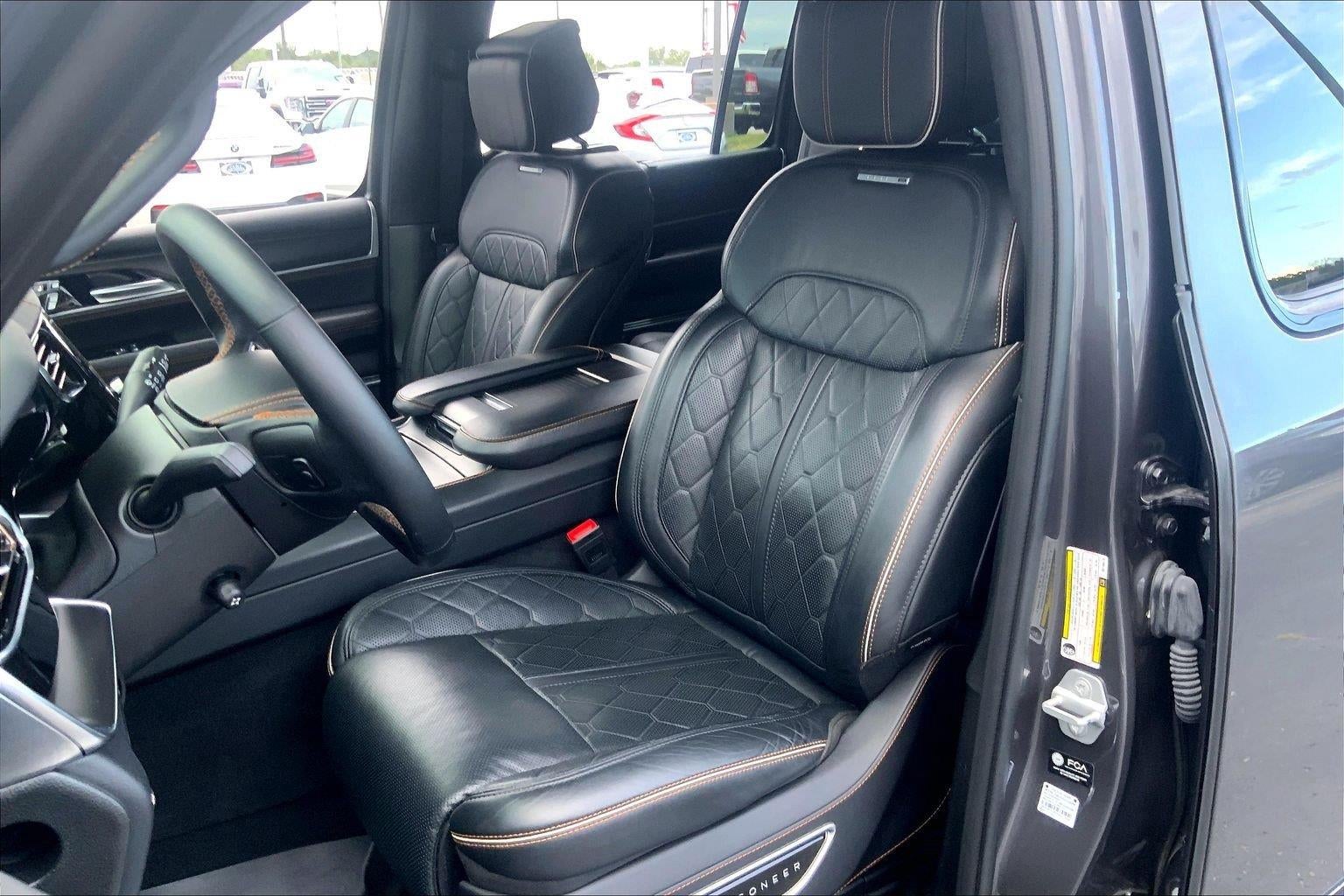 2024 Jeep Grand Wagoneer L Series III Obsidian