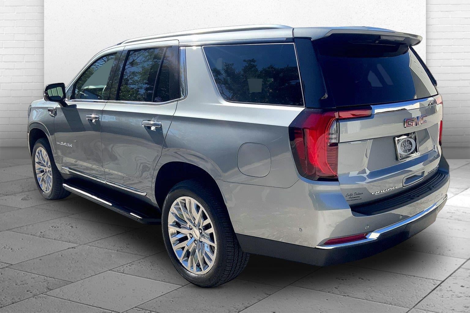 2025 GMC Yukon Elevation