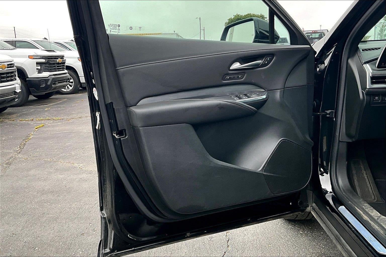 2024 Cadillac XT4 Premium Luxury
