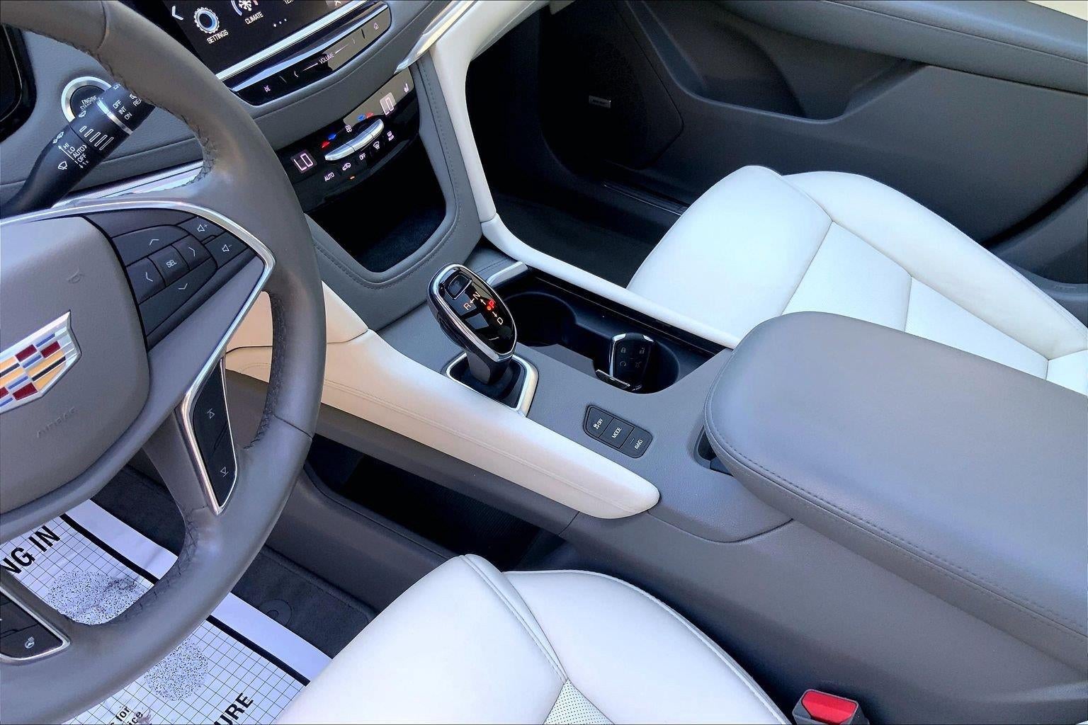 2018 Cadillac XT5 Luxury AWD