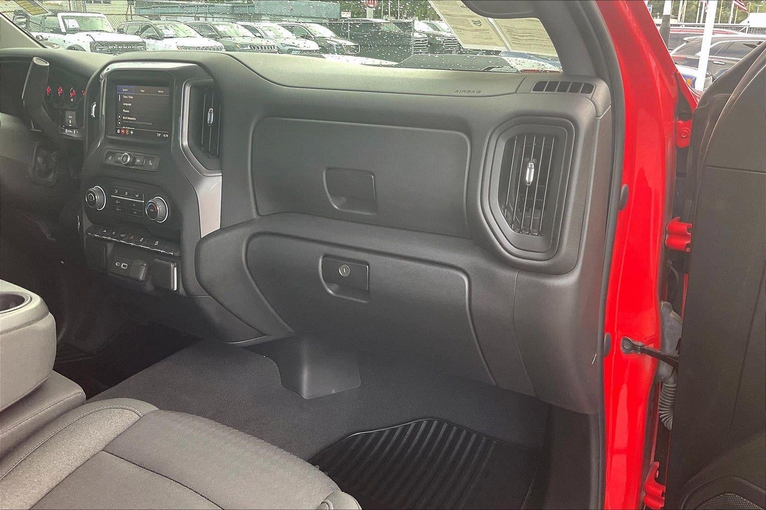 2022 Chevrolet Silverado 1500 Custom Trail Boss