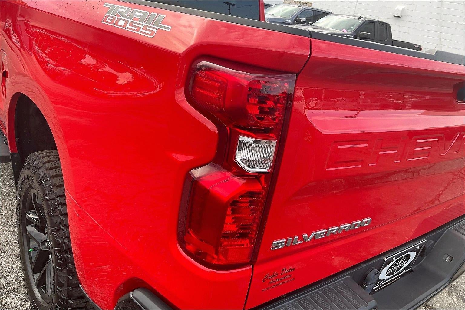 2022 Chevrolet Silverado 1500 Custom Trail Boss