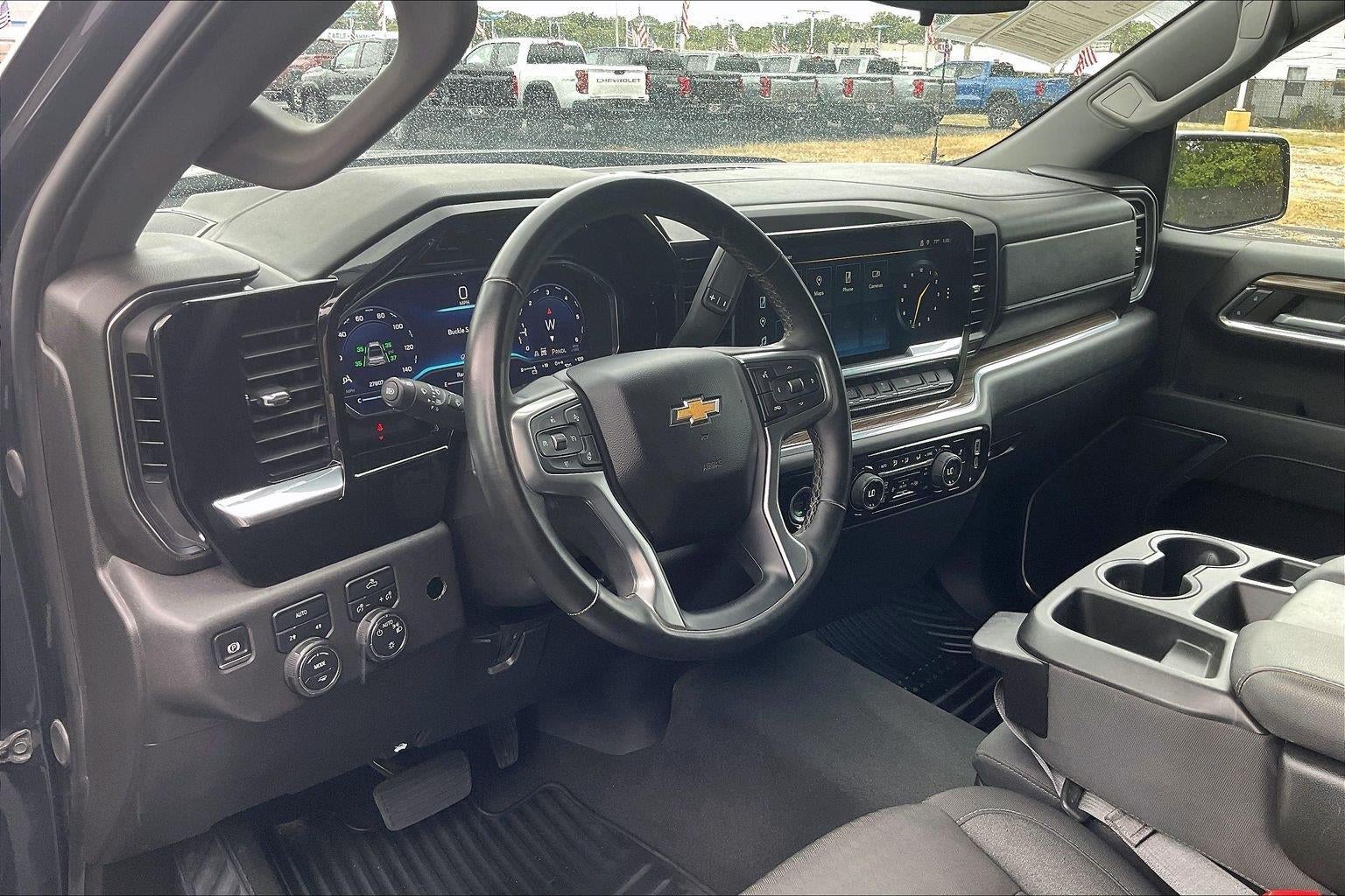 2024 Chevrolet Silverado 1500 LT