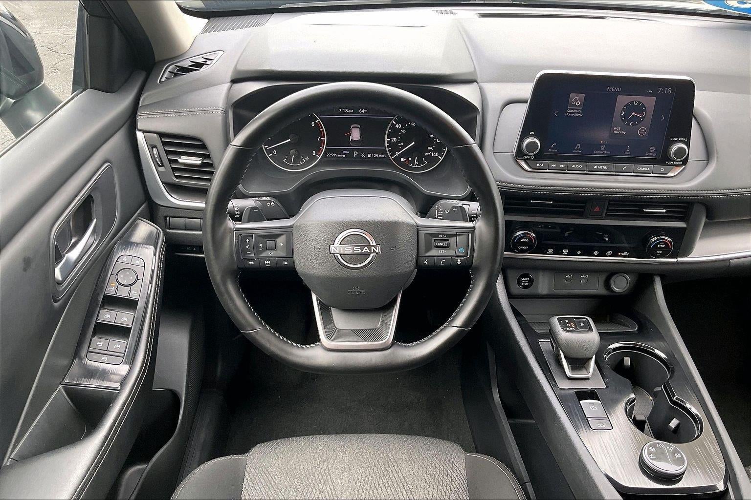 2025 Nissan Rogue SV