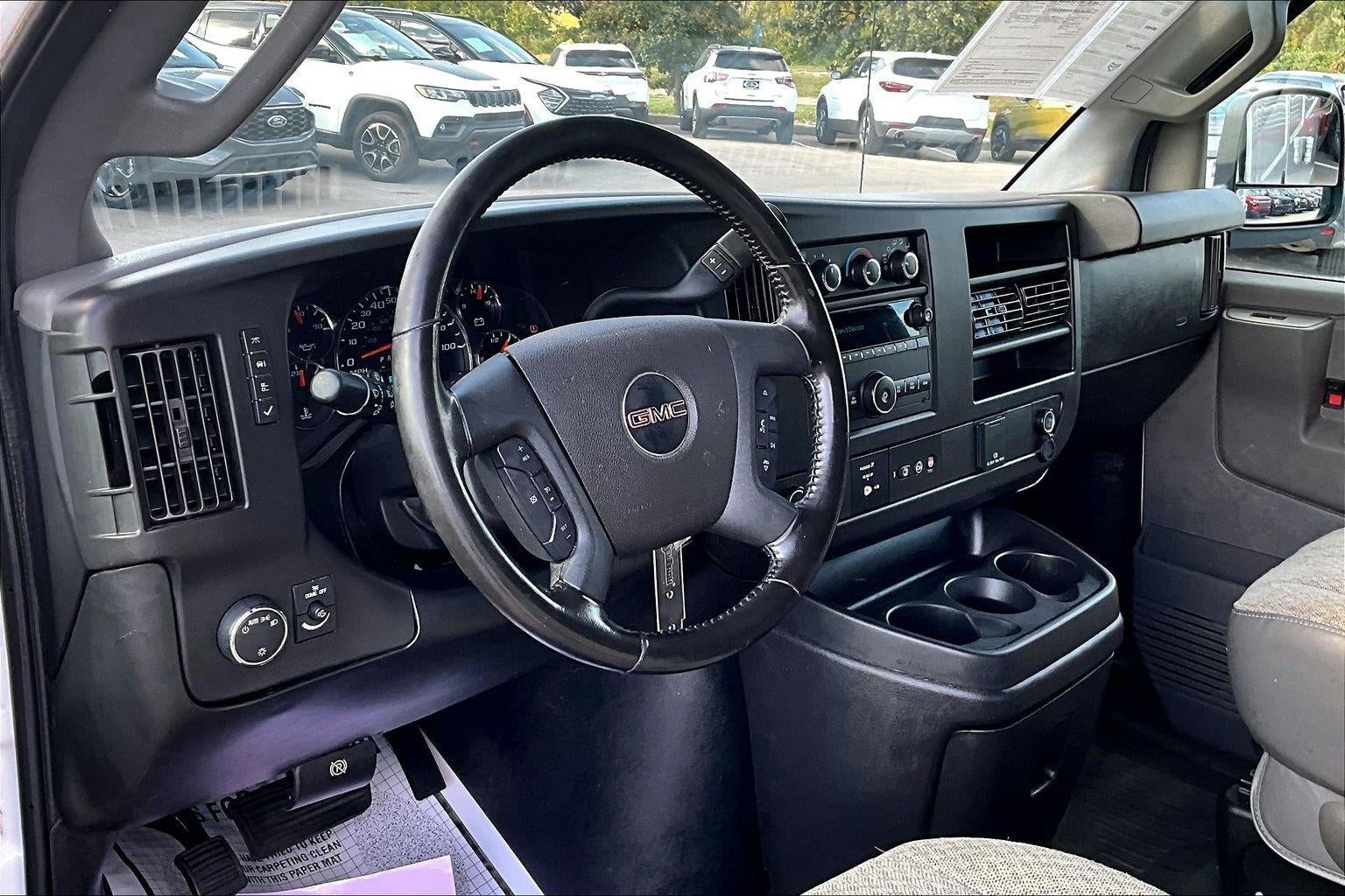 2020 GMC Savana Cargo 2500 RWD 2500 135"