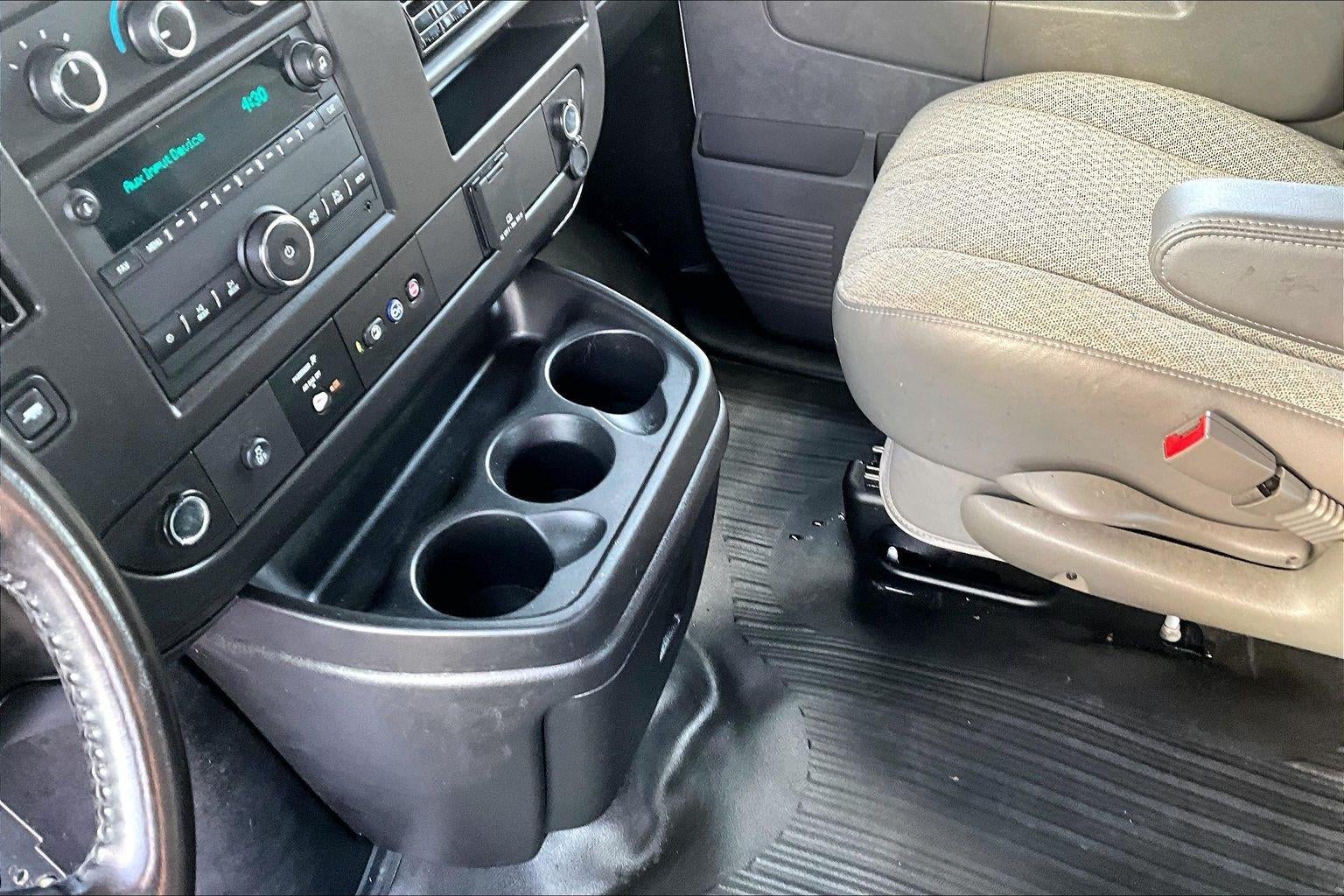 2020 GMC Savana Cargo 2500 RWD 2500 135"