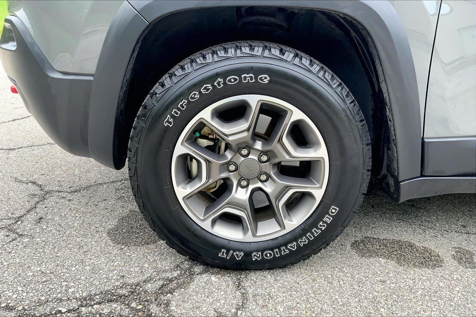 2022 Jeep Cherokee Trailhawk
