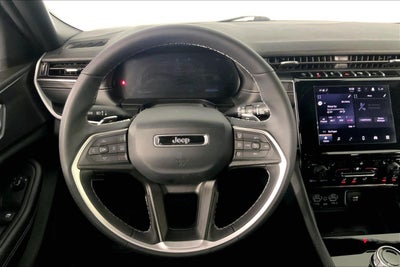 2025 Jeep Grand Cherokee L Laredo 4x4