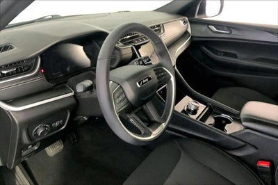 2025 Jeep Grand Cherokee L Laredo 4x4