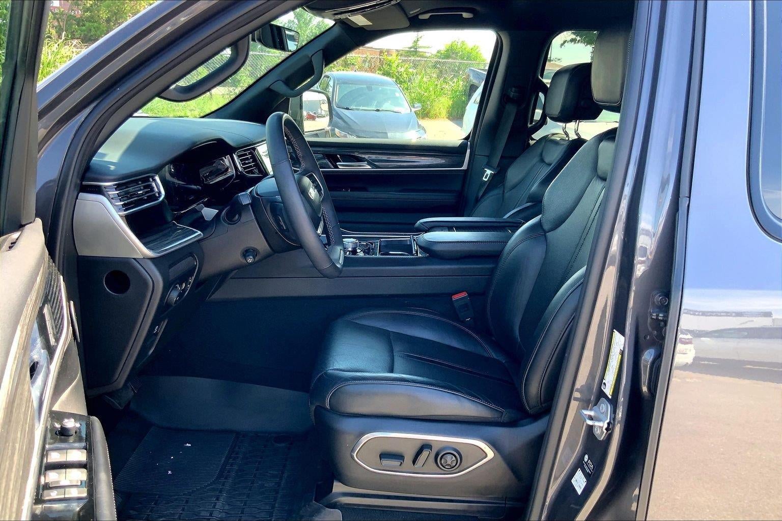 2022 Jeep Wagoneer Series III 4x4