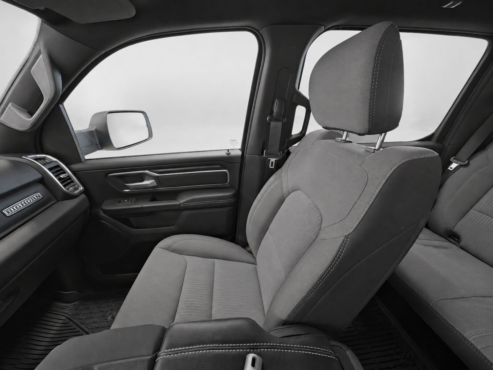 2024 RAM 1500 Big Horn Crew Cab 4x4 5'7' Box