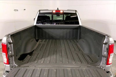 2022 RAM 1500 Big Horn Quad Cab 4x4 6'4' Box