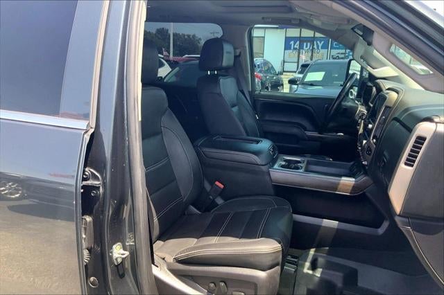 2017 GMC Sierra 3500HD Denali