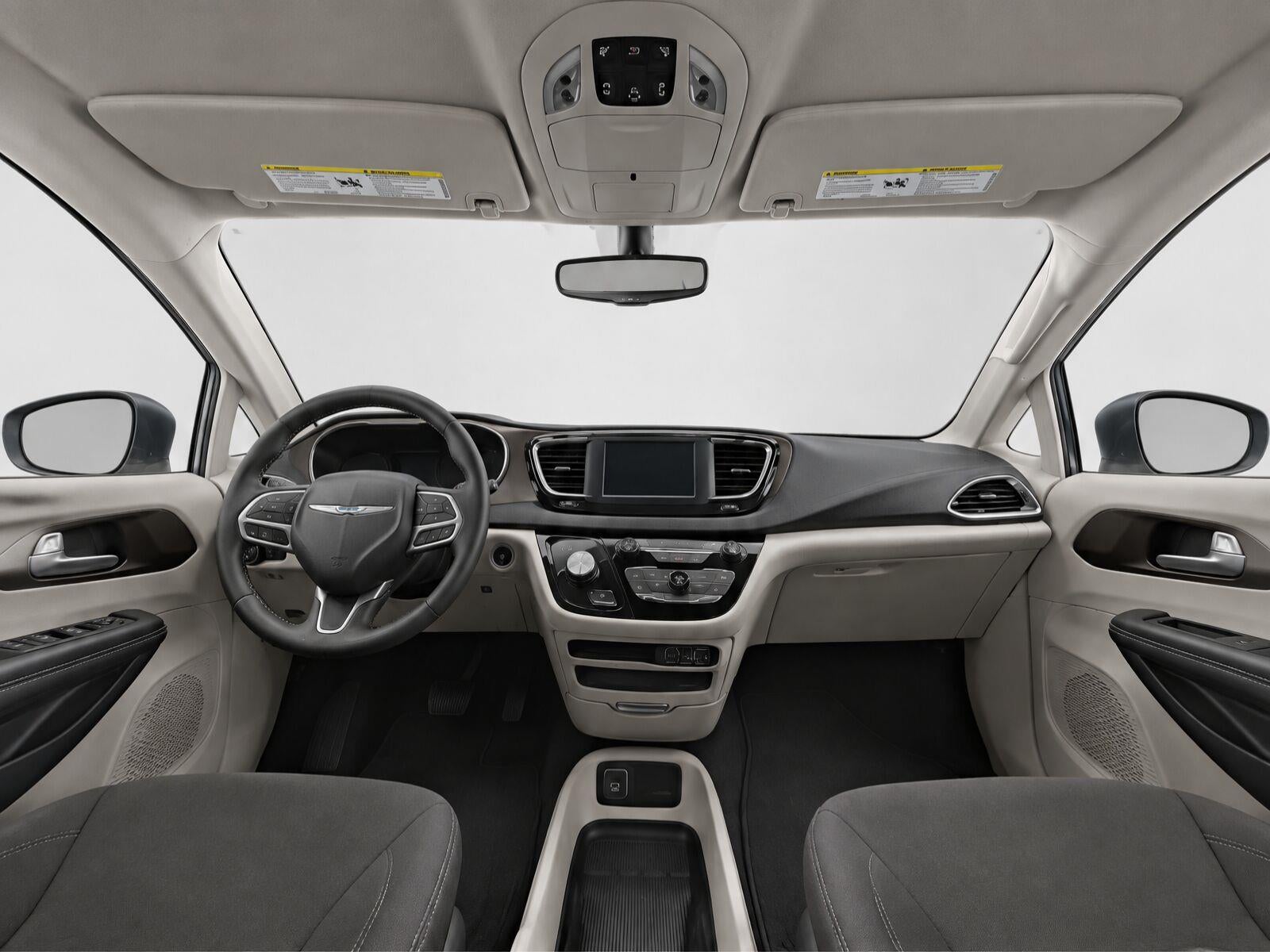 2024 Chrysler Voyager LX