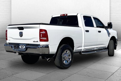 2024 RAM 3500 Tradesman Crew Cab 4x4 6'4' Box