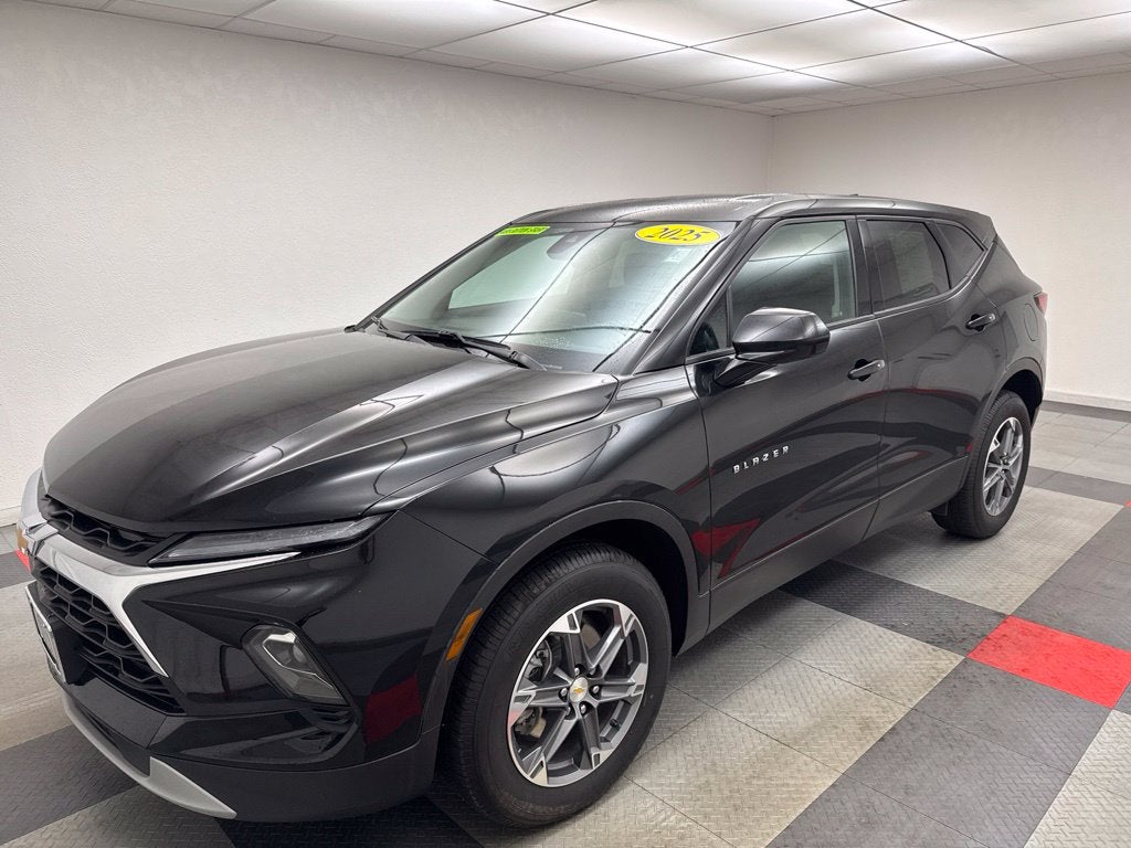 2025 Chevrolet Blazer LT