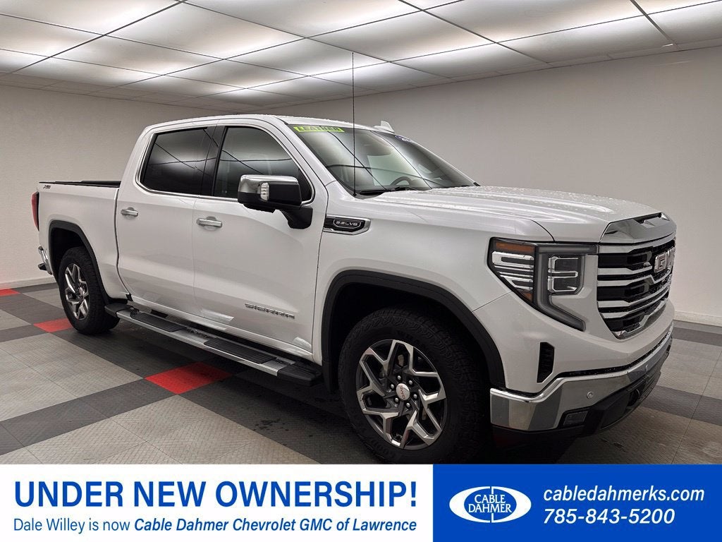 2024 GMC Sierra 1500 SLT