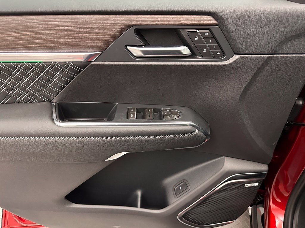 2027 GMC Acadia Denali